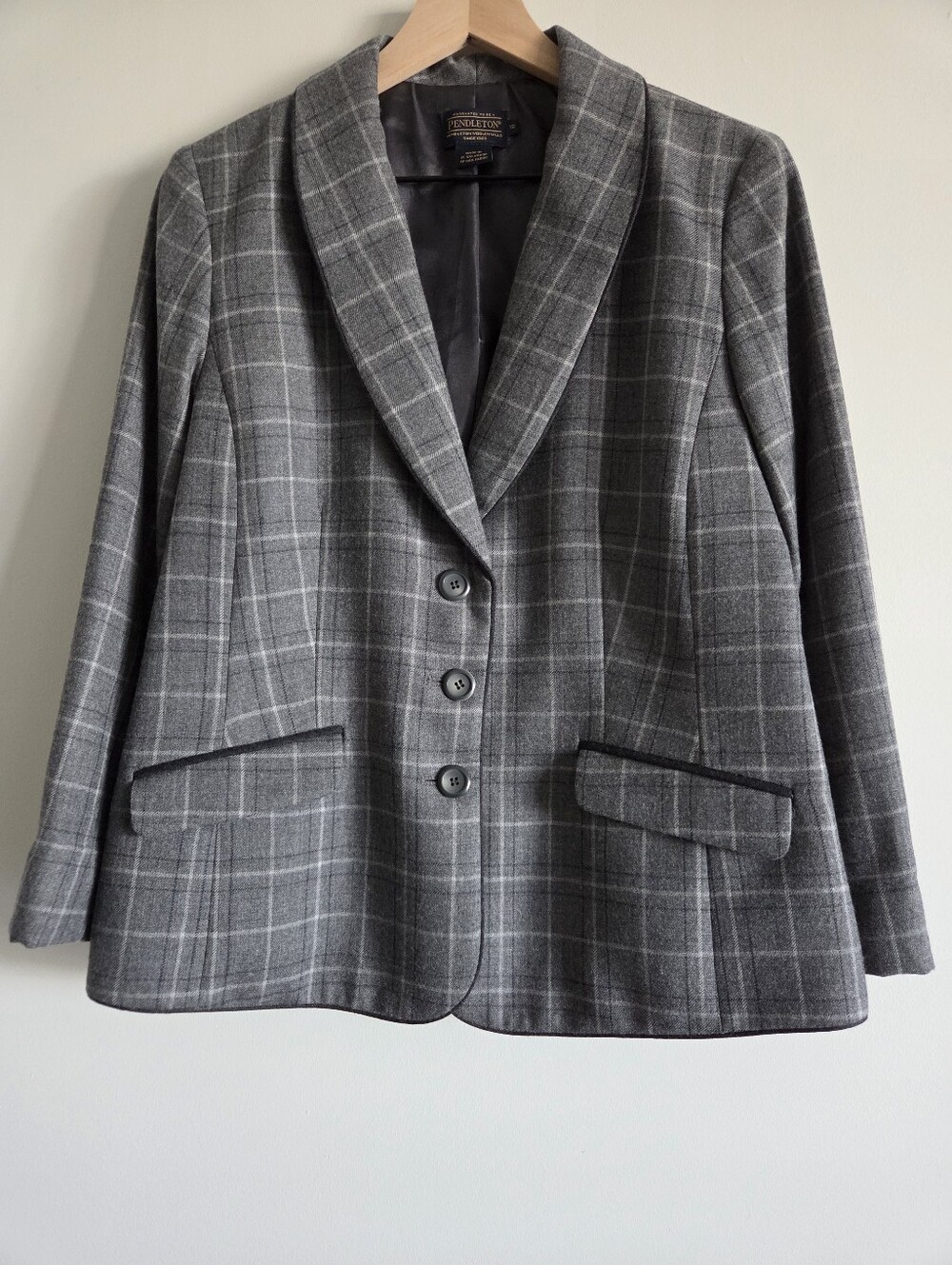Pendleton Gray Plaid Virgin Wool Shawl Collar Blazer Womens Size 12